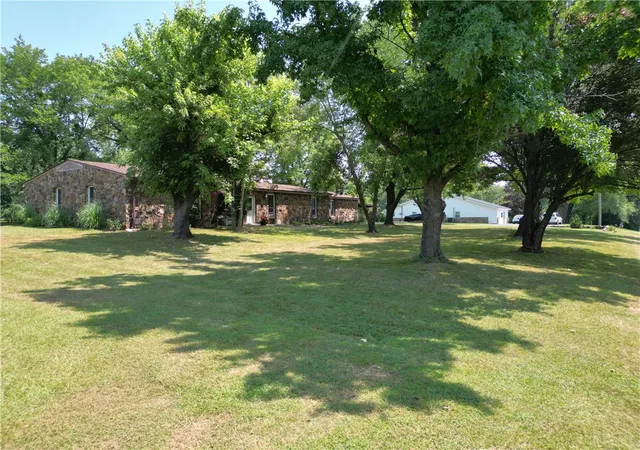 Homes for sale in Van Buren, AR | 937 W Elm Blvd, Van Buren, AR 72956 | MLS# 1328327