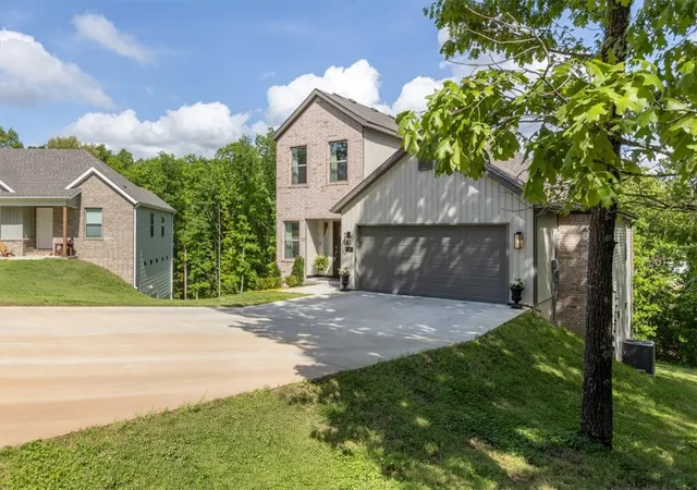 3rd image of 5 Arran Ln, Bella Vista, AR 72715 | MLS# 1328325