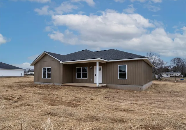 3rd image of 438 Hope Ln, Lincoln, AR 72744 | MLS# 1328473