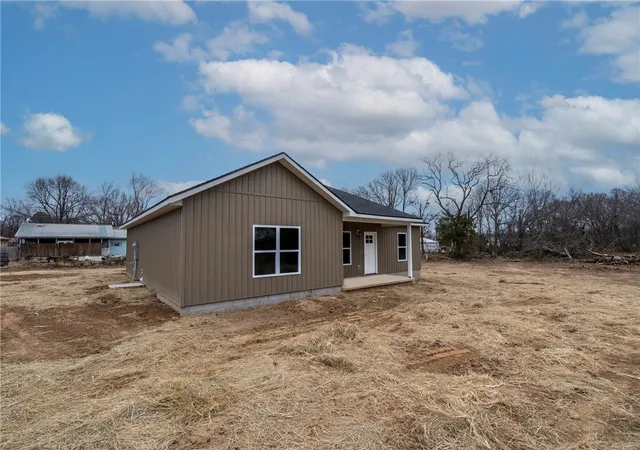 Homes for sale in Lincoln, AR | 438 Hope Ln, Lincoln, AR 72744 | MLS# 1328473
