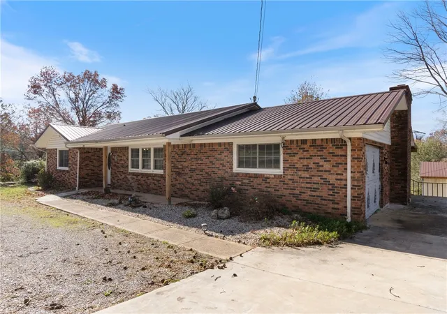 1st image of 1502 N Springfield St, Berryville, AR 72616 | MLS# 1328019