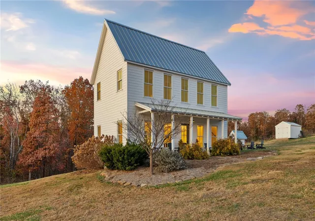 Homes for sale in Siloam Springs, AR | 13325 Bryant Rd, Siloam Springs, AR 72761 | MLS# 1328804