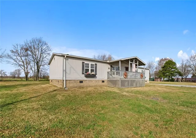 Photo 3 of Manufactured home for sale at 1991 Colcord Ave, Colcord, OK 74338 | MLS# 1329023 | Listing updated on 2026-02-21