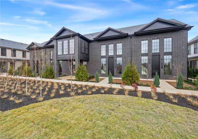 3rd image of 4613 S 47Th St, Rogers, AR 72758 | MLS# 1329106