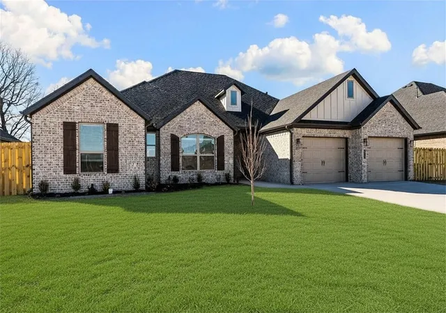 Homes for sale in Cave Springs, AR | 601 Steep Hill Ln, Cave Springs, AR 72718 | MLS# 1329498