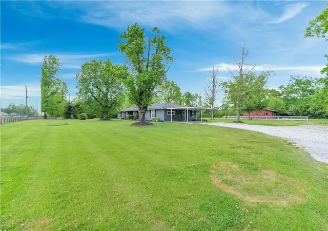 Photo 2 of Single family home for sale at 1003 W Price Ln, Rogers, AR 72758 | MLS# 1329575 | Listing updated on 2026-06-03