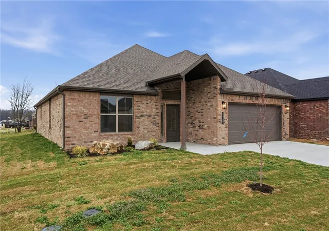 2nd image of 2300 N Lexington St, Siloam Springs, AR 72761 | MLS# 1329745