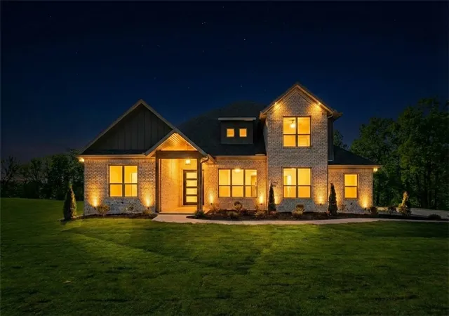 2nd image of 550 Shooting Star Ln, Lowell, AR 72745 | MLS# 1329660