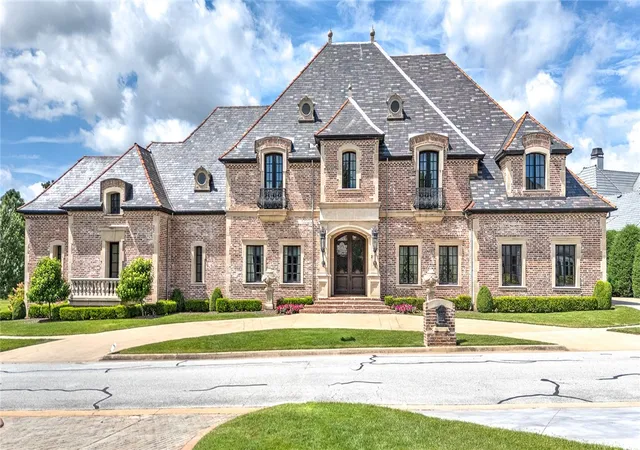 Photo 1 of Mansion for sale at 2 S Samoset Ct, Rogers, AR 72758 | MLS# 1329960 | Listing updated on 2026-05-11