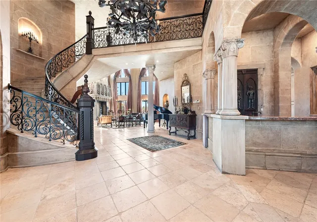 Photo 3 of Mansion for sale at 2 S Samoset Ct, Rogers, AR 72758 | MLS# 1329960 | Listing updated on 2026-05-11
