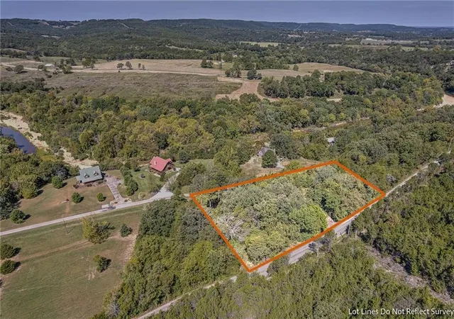 Homes for sale in Berryville, AR | 200 Bella Vista Rd, Berryville, AR 72616 | MLS# 1330171