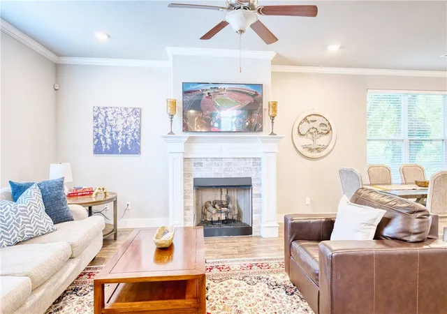 2nd image of 925 W Eagle St, Fayetteville, AR 72701 | MLS# 1330373
