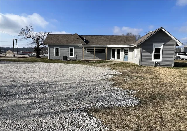 Homes for sale in Harrison, AR | 301 N Chestnut (aka Hwy 7 North) St, Harrison, AR 72601 | MLS# 1330497