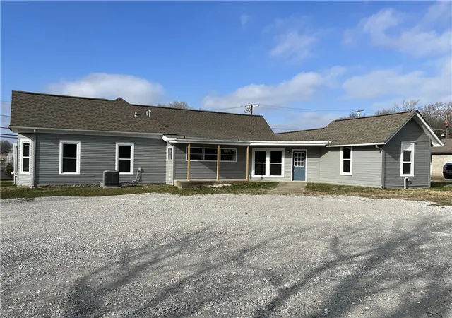 Homes for sale in Harrison, AR | 301 N Chestnut (aka Hwy 7 North) St, Harrison, AR 72601 | MLS# 1330497