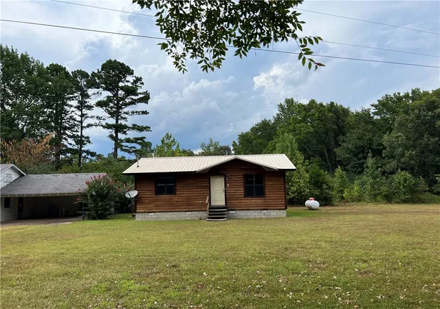 Homes for sale in Clarksville, AR | 5454 Hwy 21, Clarksville, AR 72830 | MLS# 1330607