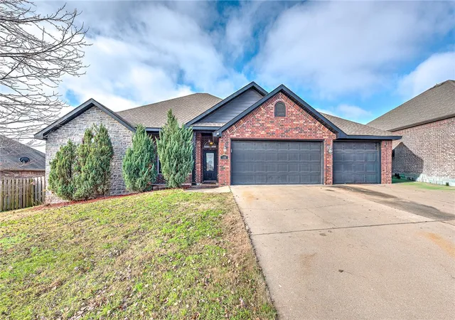 17th image of 208 Cowans, Lowell, AR 72745 | MLS# 1330653