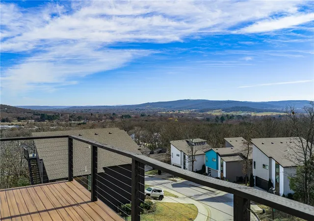 3rd image of 111 S Paddock Loop, Fayetteville, AR 72701 | MLS# 1330435