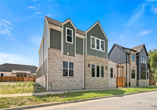 Homes for sale in Bentonville, AR | 6809 Sw Harmony Way, Bentonville, AR 72713 | MLS# 1330970