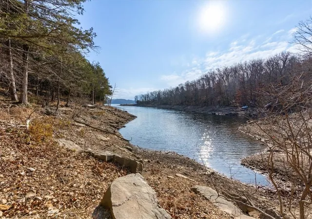 4th image of 21223 Maple Dr, Garfield, AR 72732 | MLS# 1331051