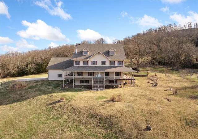 Photo 1 of Single family home for sale at 667 Cedar Crk Rd, Marshall, AR 72650 | MLS# 1331203 | Listing updated on 2026-06-10