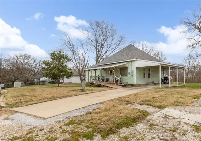 Homes for sale in Rogers, AR | 508 E Spruce St, Rogers, AR 72756 | MLS# 1330274