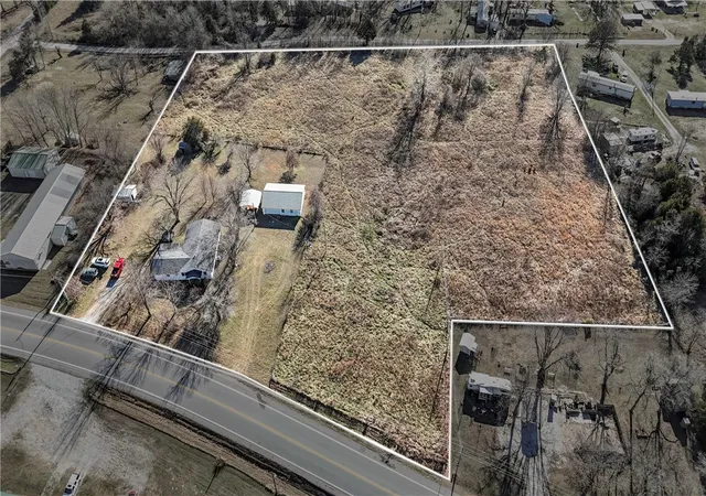 Homes for sale in Seligman, MO | 30495 State Hwy 37, Seligman, MO 65745 | MLS# 1331790