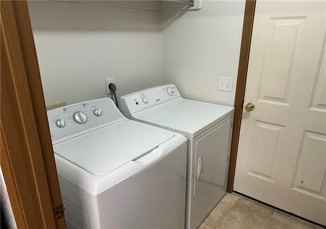 3rd image of 1009/1011 Nw 12Th St, Bentonville, AR 72712 | MLS# 1332114