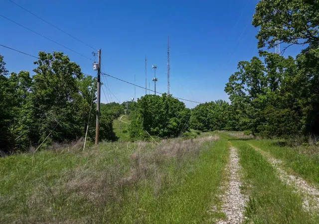 37th image of 2497 Woodcliff Rd, Springdale, AR 72764 | MLS# 1332349