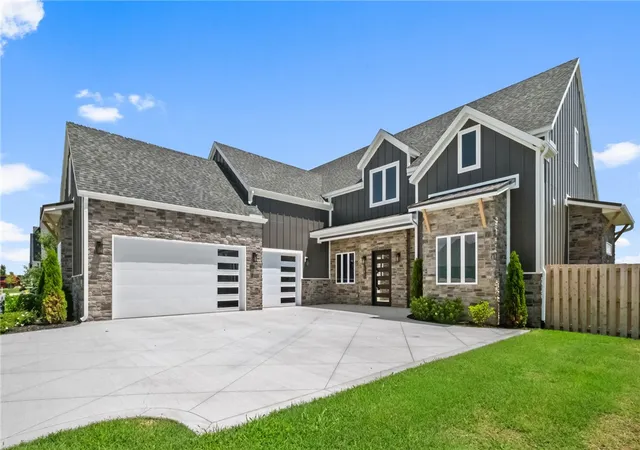 2nd image of 891 Greenhorn St, Bentonville, AR 72712 | MLS# 1332251