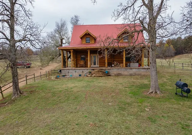 2nd image of 13775 Rocky Comfort Rd, Gentry, AR 72734 | MLS# 1332158
