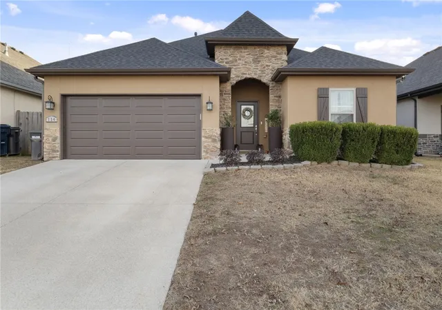 Photo 1 of Sale Pending at 114 Glendale Ln, Rogers, AR 72758 | MLS# 1332406 | Listing updated on 2026-02-18