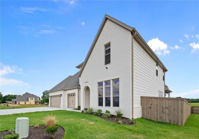 2nd image of 3089 Waypoint St, Springdale, AR 72762 | MLS# 1332491