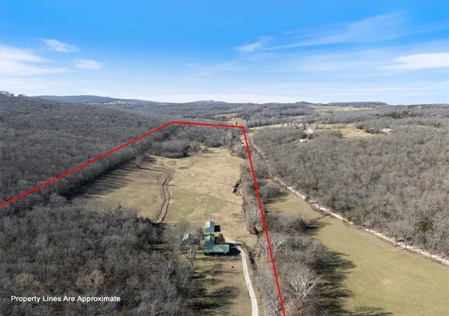 4th image of 146 Madison 6376, Elkins, AR 72727 | MLS# 1332425