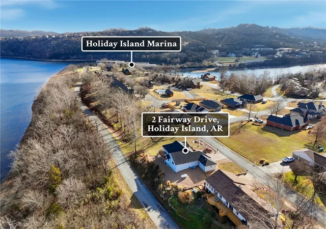 Homes for sale in Holiday Island, AR | 2 Fairway Dr, Holiday Island, AR 72631 | MLS# 1332623