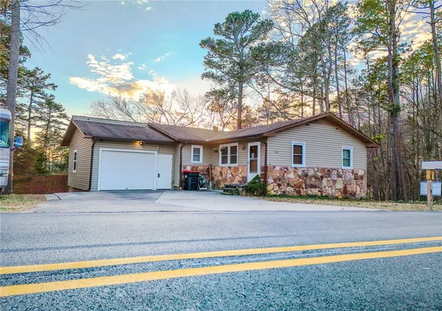 Homes for sale in Rogers, AR | 16249 Hickory Dr, Rogers, AR 72756 | MLS# 1332605