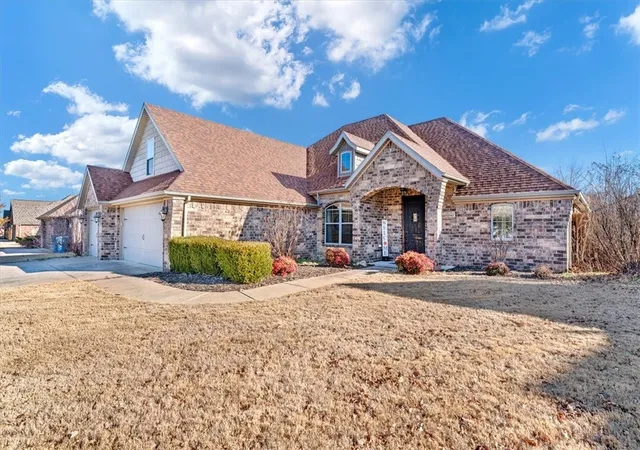Photo 3 of Sale Pending at 4103 Sw Summerbrook St, Bentonville, AR 72713 | MLS# 1332654 | Listing updated on 2026-08-05