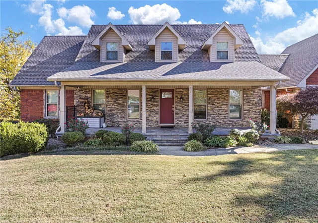 Photo 3 of Sale Pending at 77 Sumac Cvs, Russellville, AR 72802 | MLS# 1332902 | Listing updated on 2026-09-21