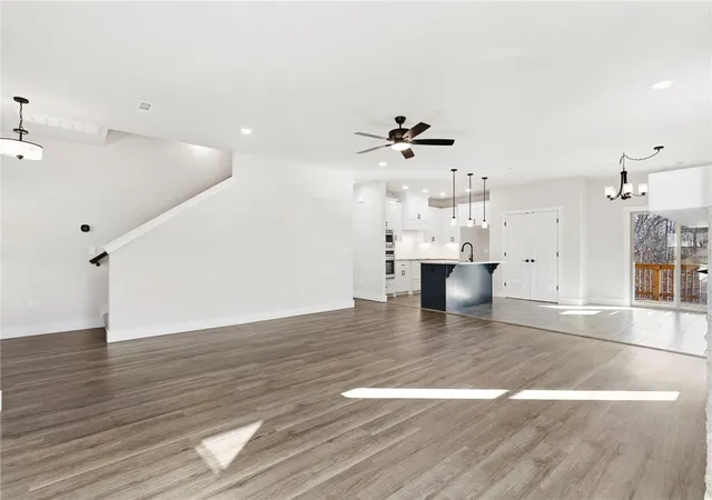 4th image of 96 Witherby Dr, Bella Vista, AR 72714 | MLS# 1333017
