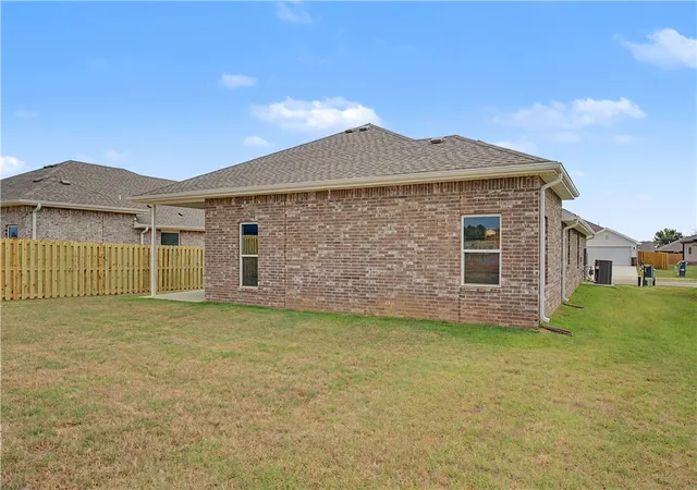 43rd image of 8740 Sunspire Ln, Bentonville, AR 72713 | MLS# 1333031