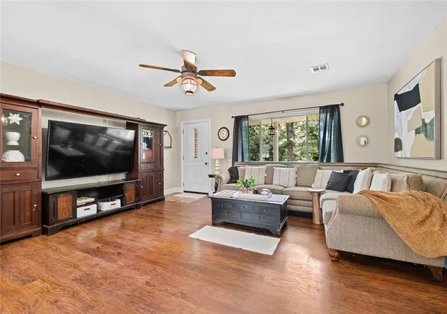 4th image of 11419 Cripps Rd, Gentry, AR 72734 | MLS# 1332848