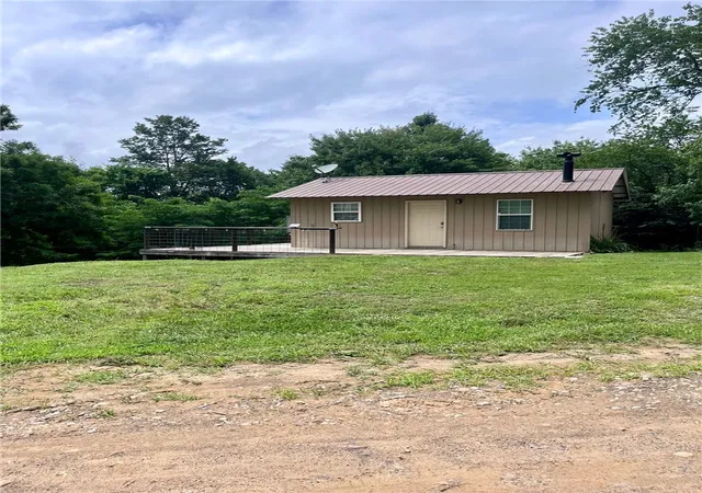 1st image of 1613 Moonhull Rd, Oark, AR 72852 | MLS# 1333124