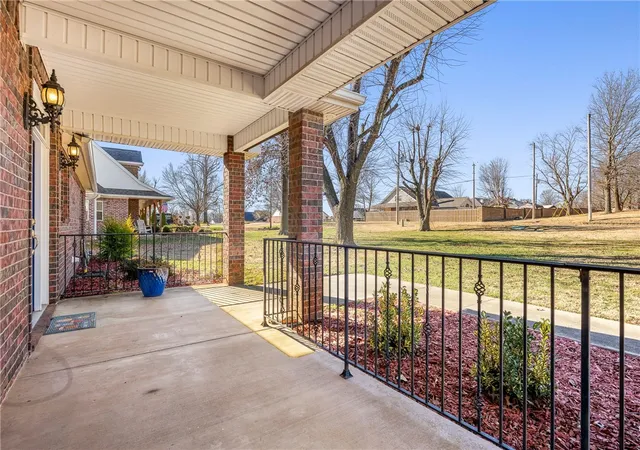 Photo 4 of Single family home for sale at 1925 S 21st Street, Rogers, AR 72758 | MLS# 1332466 | Listing updated on 2026-08-27