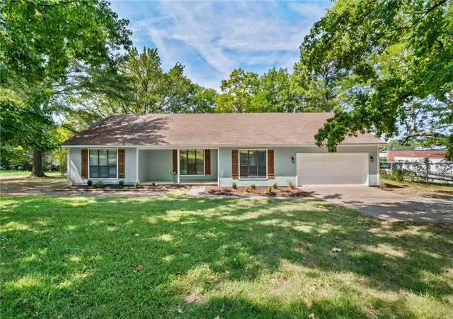 1st image of 3325, 3335 S School, Fayetteville, AR 72701 | MLS# 1333286