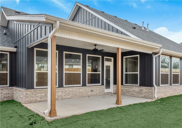 41st image of 806 Mueller Wy, Prairie Grove, AR 72753 | MLS# 1333299