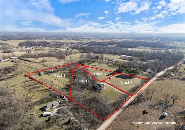 8th image of 12246 S Pleasant Valley Rd, Gentry, AR 72734 | MLS# 1333415