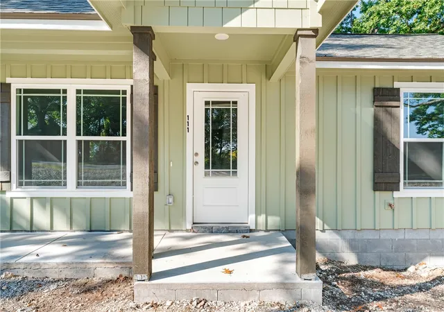 3rd image of 111 Ridge Rd, Eureka Springs, AR 72631 | MLS# 1332864