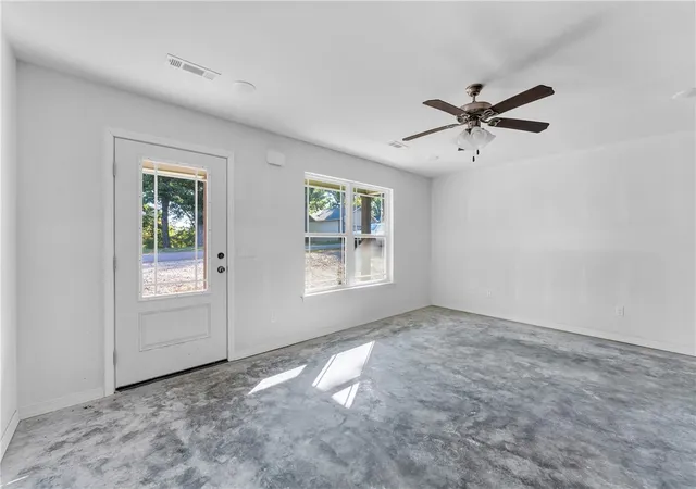 4th image of 111 Ridge Rd, Eureka Springs, AR 72631 | MLS# 1332864