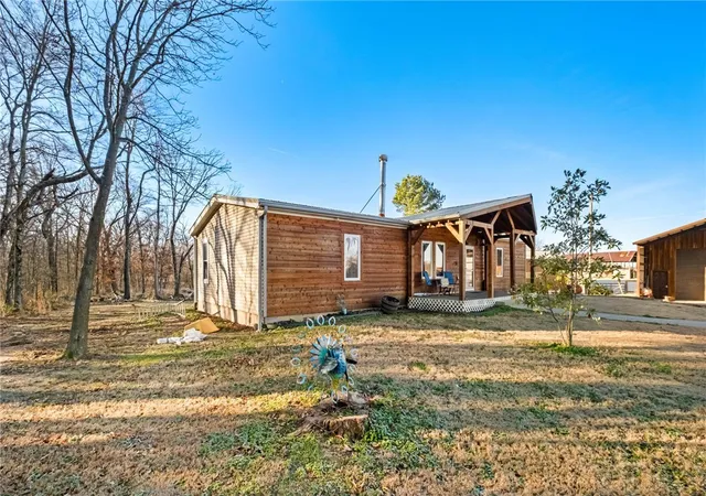 2nd image of 13224 Taylor Orchard Rd, Gentry, AR 72734 | MLS# 1333453