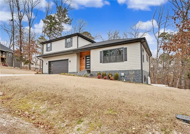 Homes for sale in Bella Vista, AR | 3 S Kinver Ln, Bella Vista, AR 72714 | MLS# 1333427