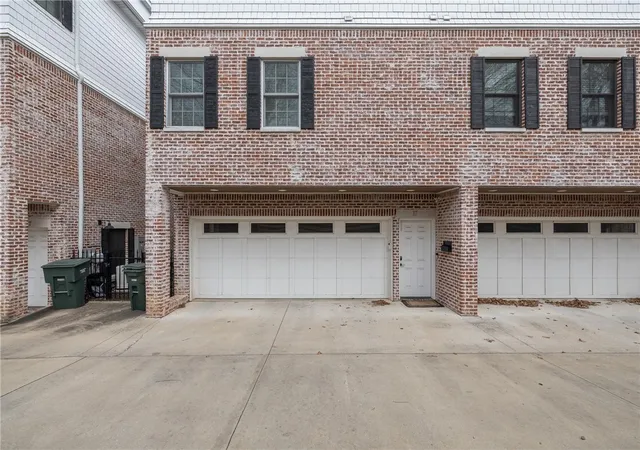 35th image of 17 W Louise St, Fayetteville, AR 72701 | MLS# 1333645